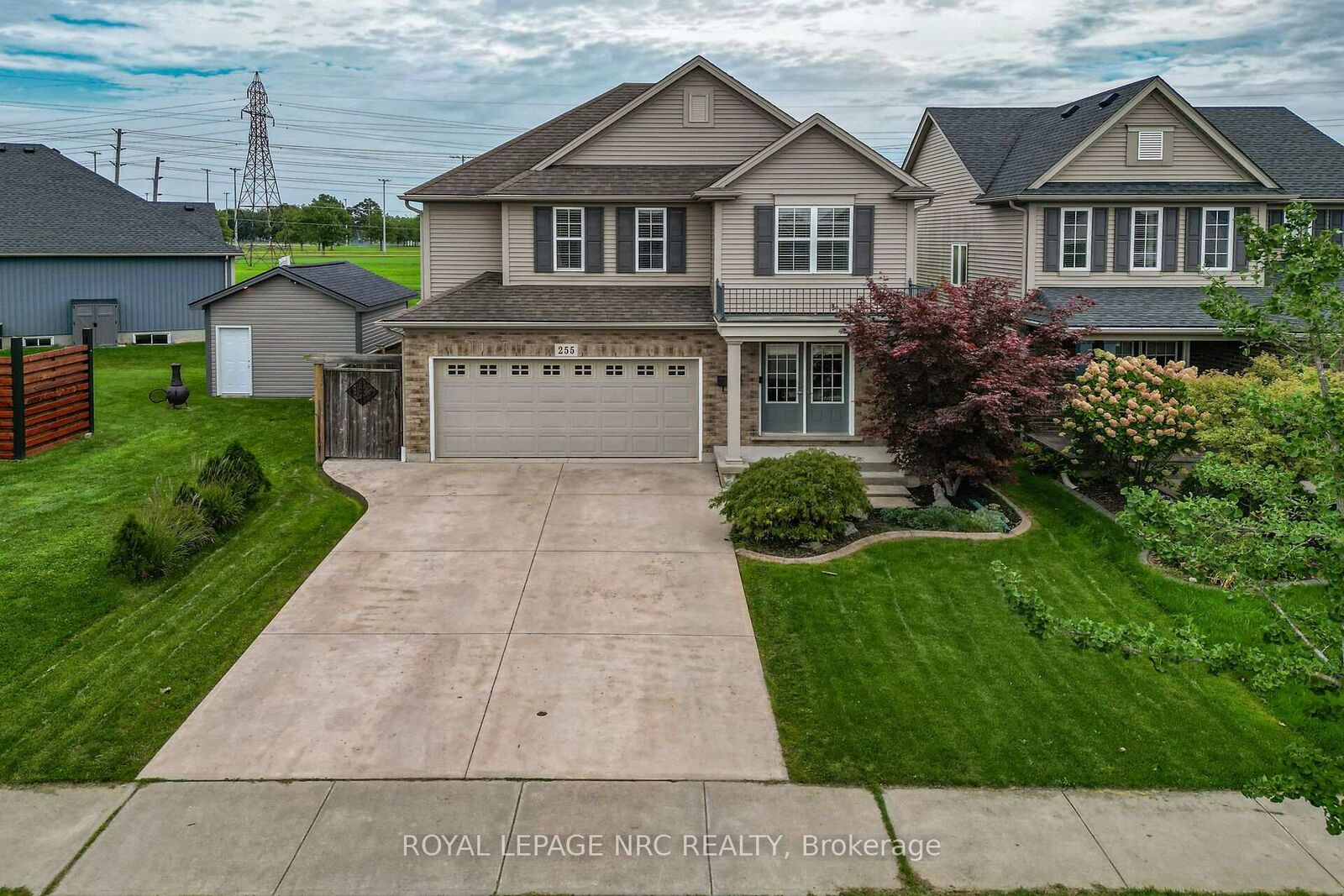 Property Photo:  255 Empress Avenue  ON L3B 0A5 