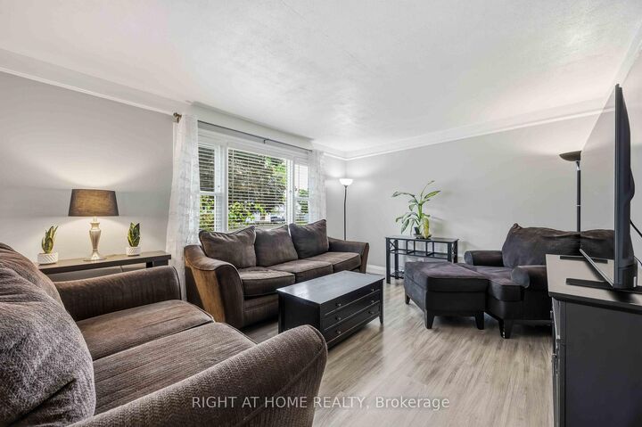 Property Photo:  139 Gordon Street  ON N7T 6N7 