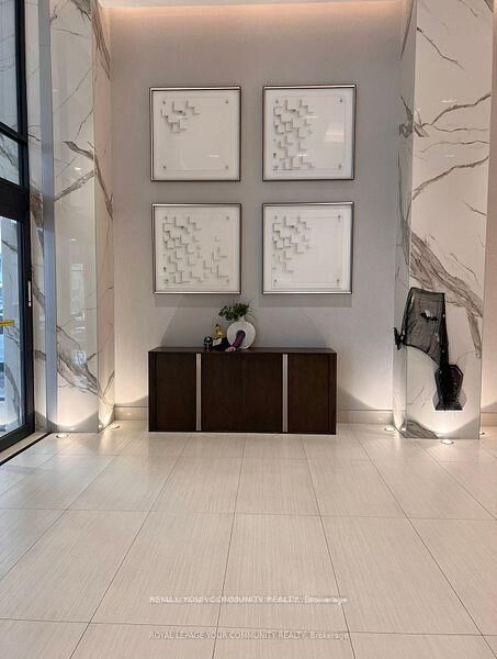 Property Photo:  20 Shore Breeze Drive 3304  ON M8V 0C7 