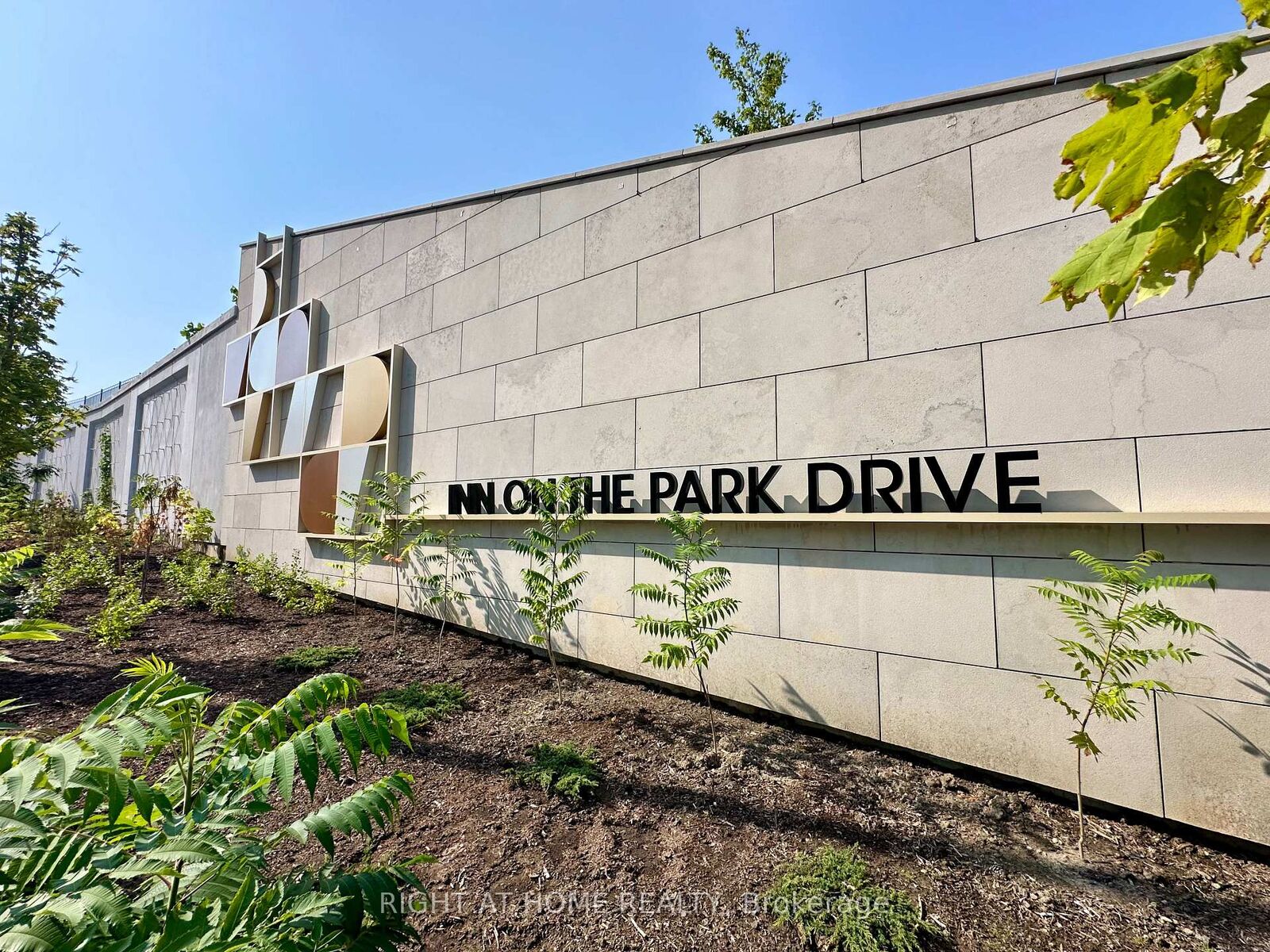 Property Photo:  10 Inn On The Park Drive 2905  ON M3C 0P9 