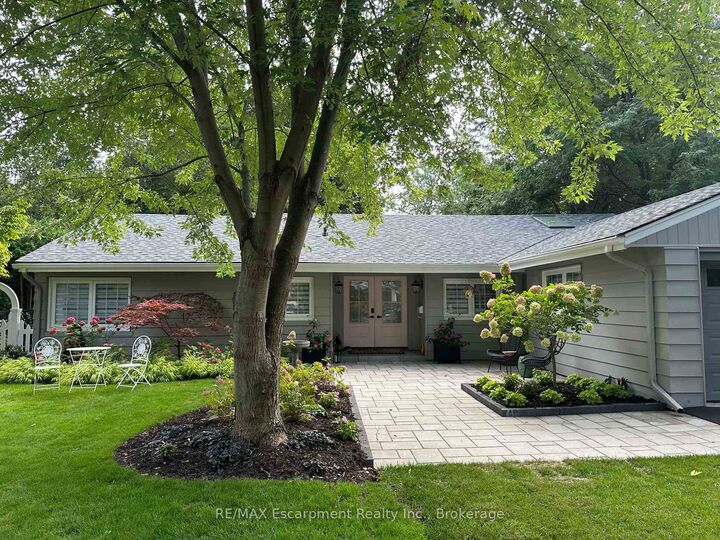 Property Photo:  3136 Princess Boulevard  ON L7N 1G4 
