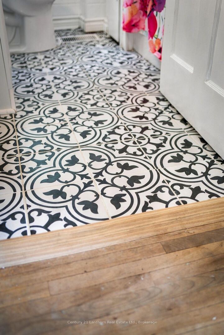 Property Photo: 9 South Park Street ON K8P 2W8