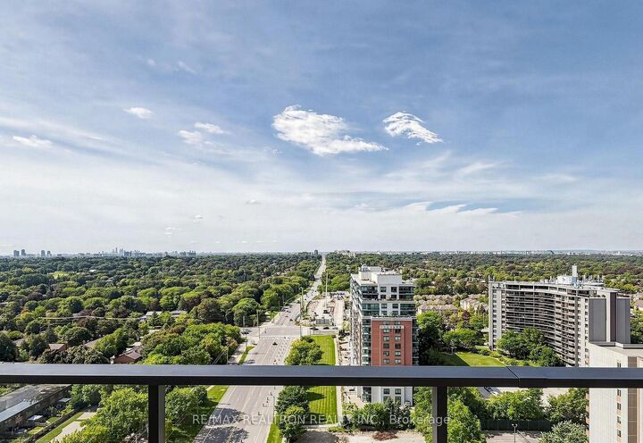 Property Photo:  4010 Eglinton Avenue 10  ON M9A 0G5 