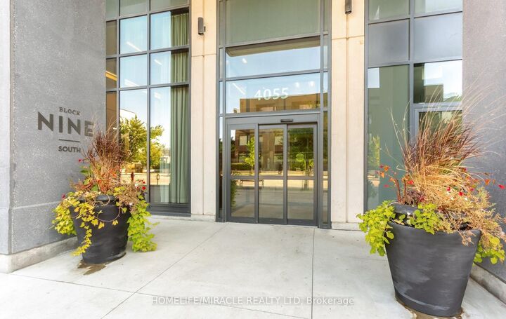 Property Photo:  4055 Parkside Village Drive 3015  ON L5B 0K8 