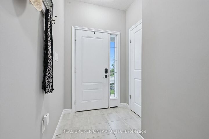 Property Photo:  65 Miranda Path  ON N3B 0A1 