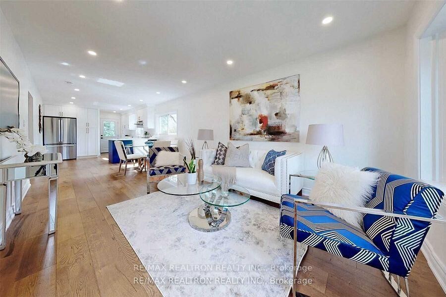 Property Photo:  3151 St Clair Avenue E  ON M1L 1V4 