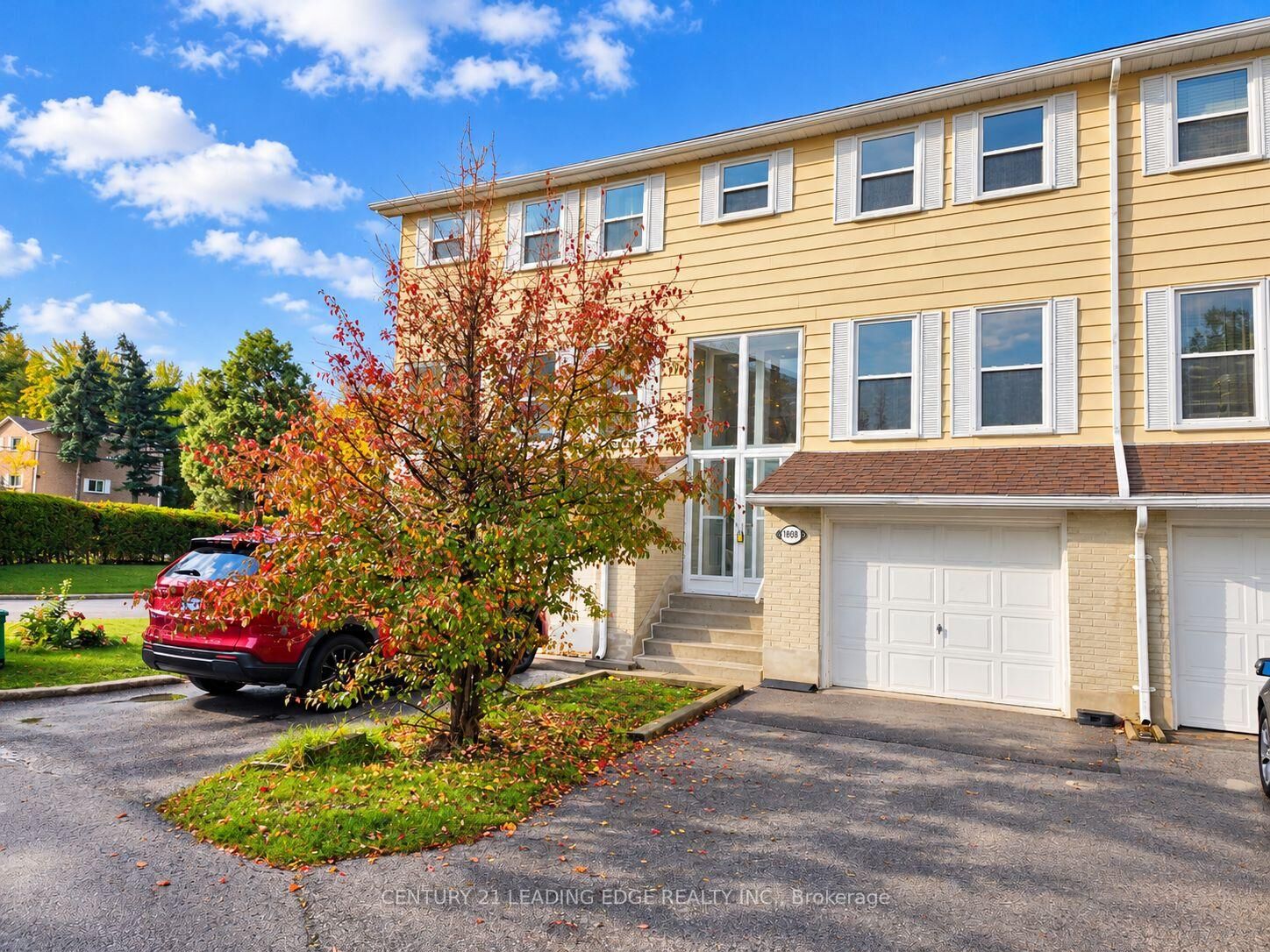 Photo de la propriété:  1808 John Street  ON L3T 1Y9 