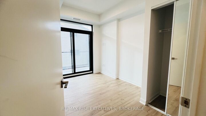 Property Photo:  223 Princess Street 314  ON K7L 1B3 