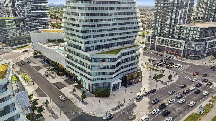 Property Photo:  3900 Confederation Parkway 3709  ON L5B 0M3 