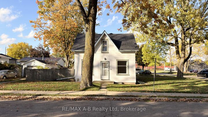 Property Photo: 92 East Gore Street ON N5A 3X5