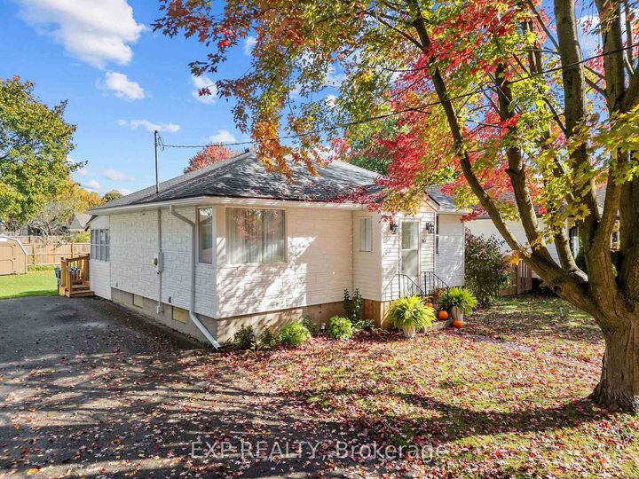 Property Photo:  264 Douglas Street  ON N5A 5R2 