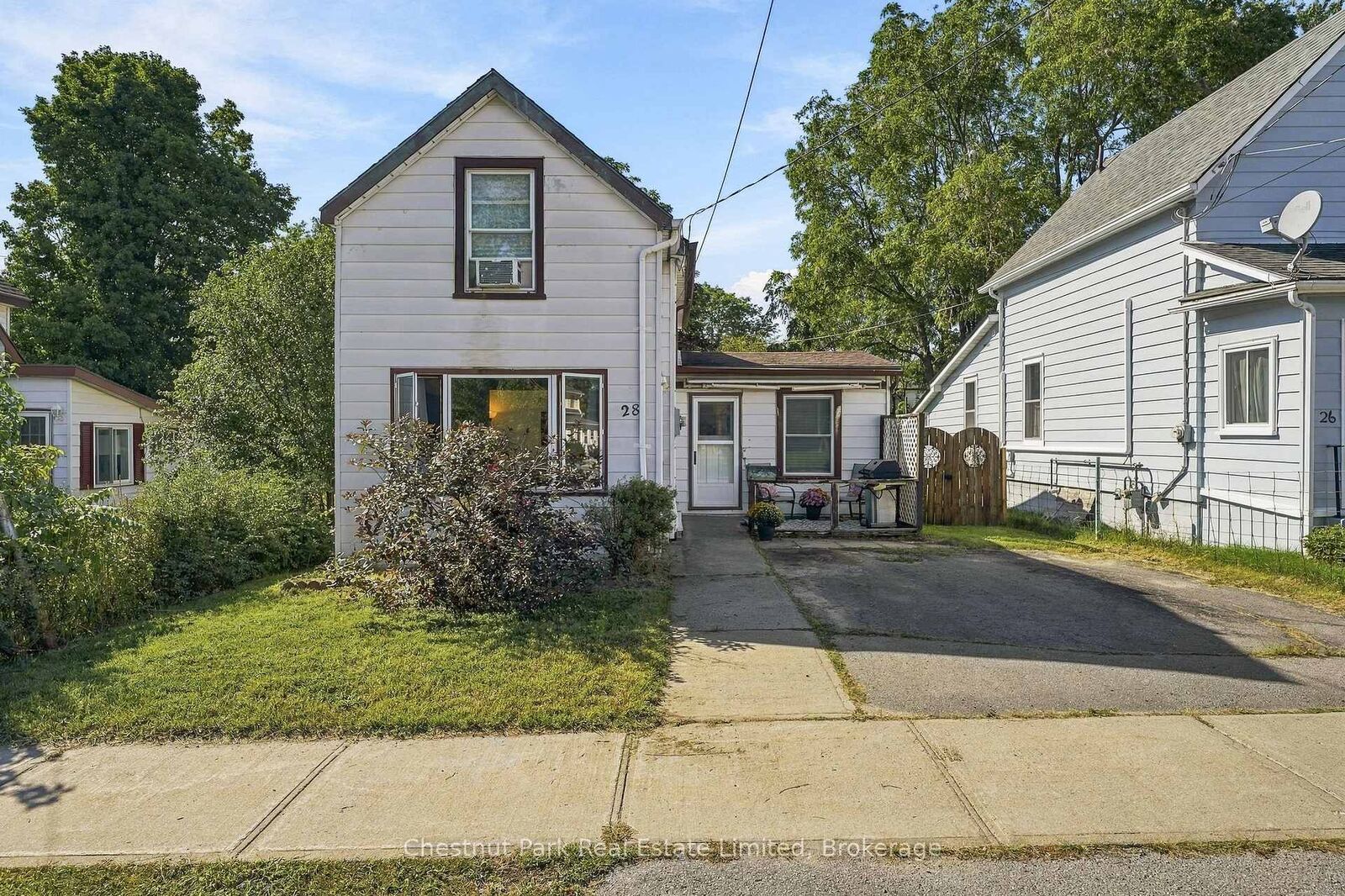 Property Photo:  28 Spring Street  ON K0K 2T0 