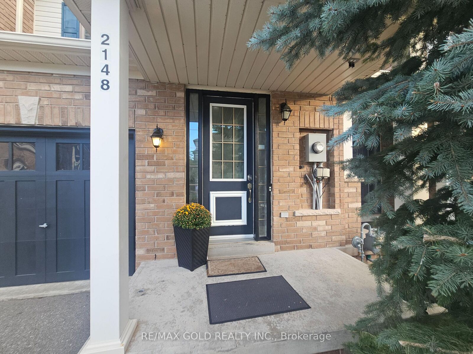 Property Photo:  2148 Fiddlers Way  ON L6M 0M4 