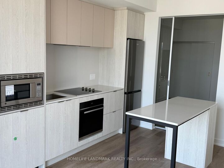 Property Photo:  91 John Street N 2307  ON L8R 1H7 