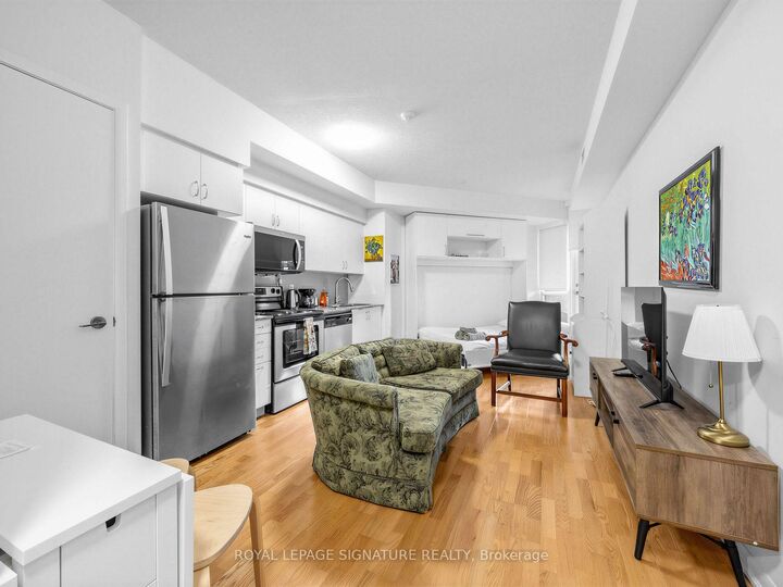 Property Photo:  209 Fort York Boulevard 358  ON M5V 4A1 