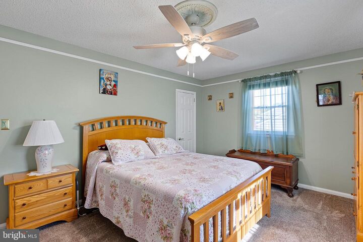 Property Photo:  2002 Gravers Lane  DE 19810 