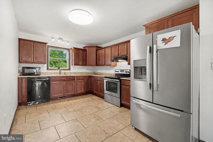 Property Photo: 2060 3rd Avenue S PA 17113