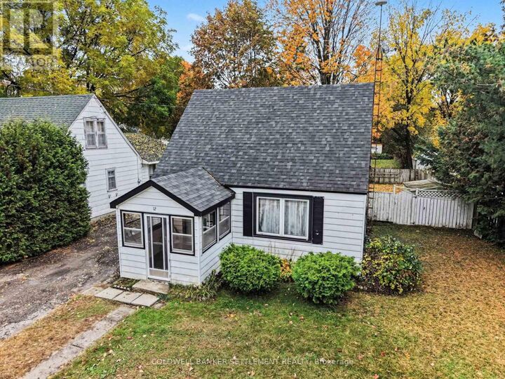 Property Photo:  12 Cockburn Street  ON K7H 2A7 