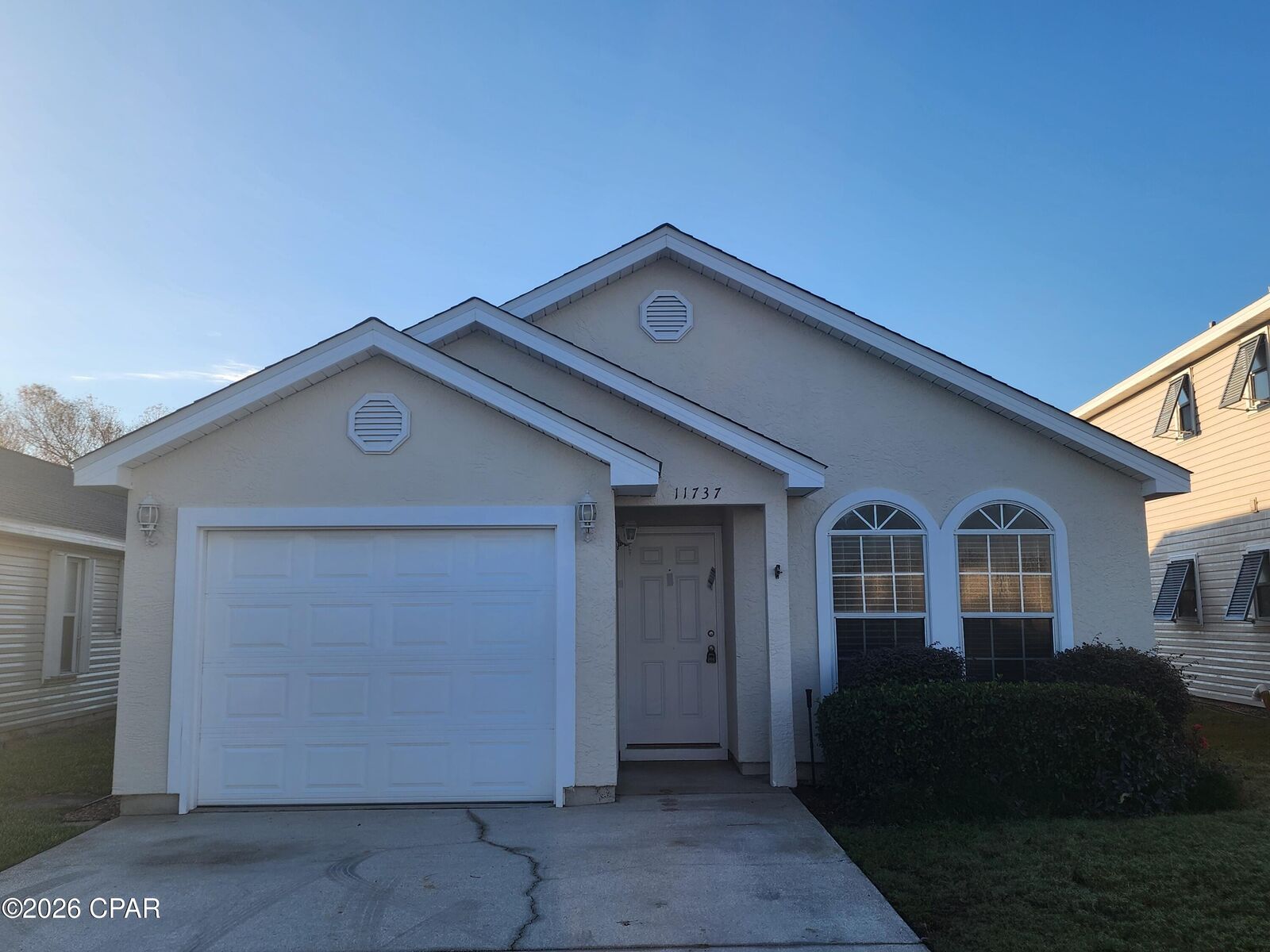 Property Photo:  11737 Cabana Court  FL 32407 