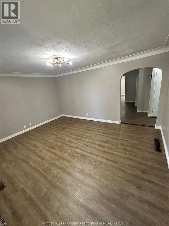 Property Photo:  1915 Ferndale  ON N8T 2K9 