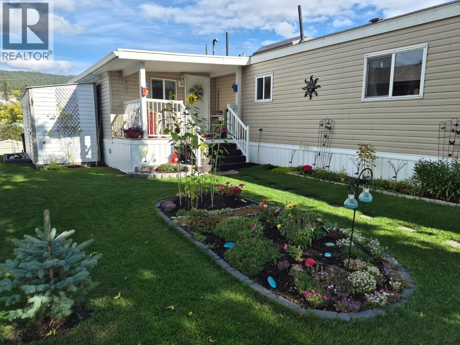 Property Photo:  3001 Mackenzie Avenue 57  BC V2G 3N9 