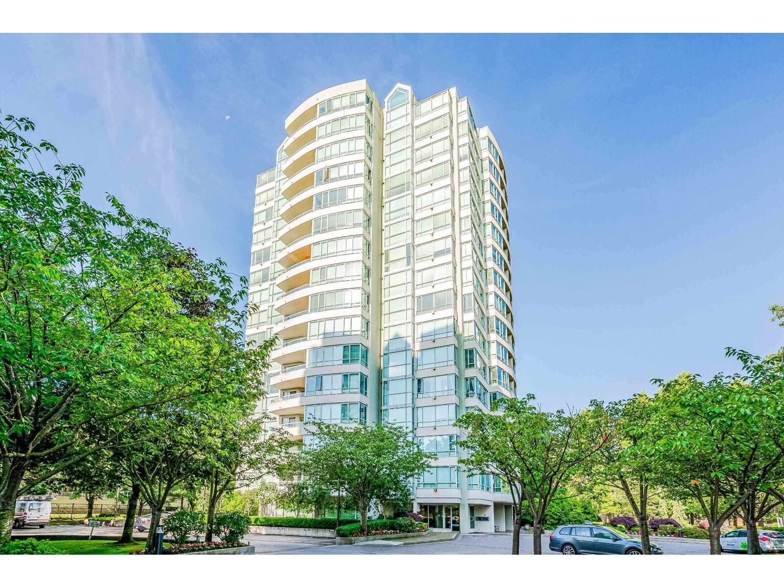 Property Photo:  15030 101 Avenue 1406  BC V3R 0N3 
