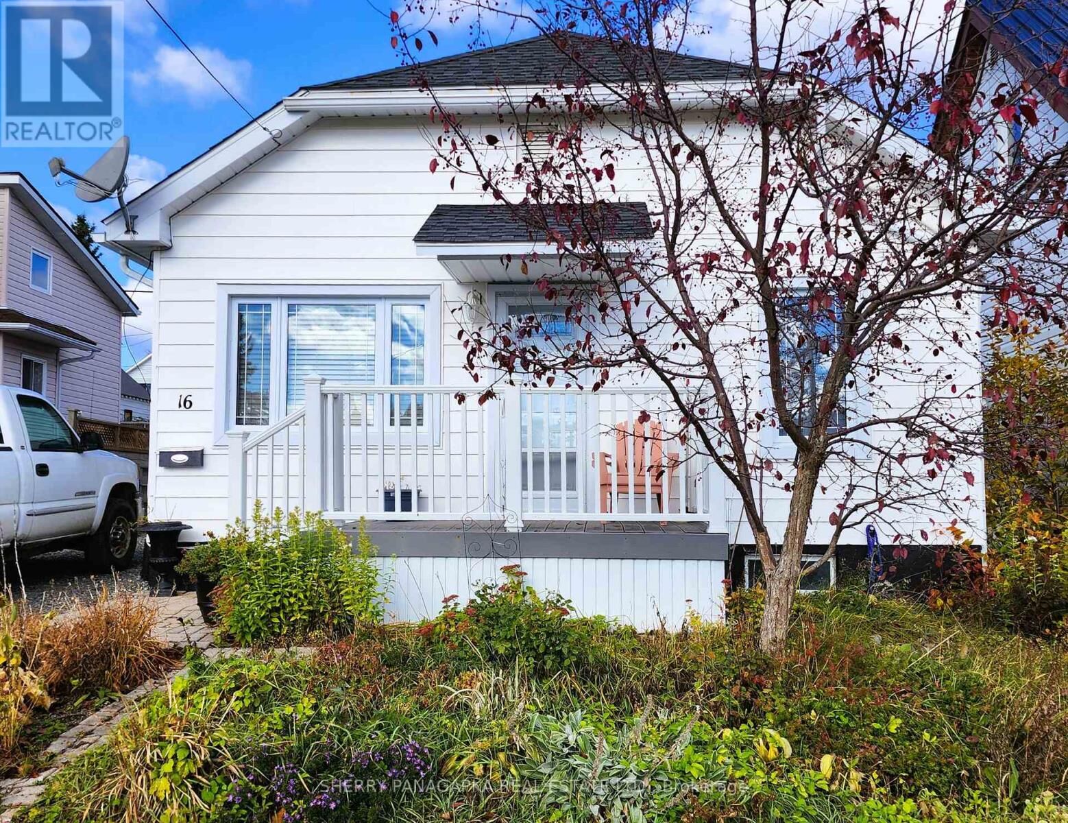 Property Photo:  16 Taylor Avenue  ON P2N 2L1 