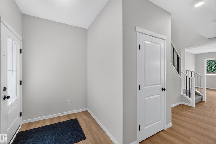 Property Photo:  5 Emerson Landing  AB T7X 4G9 