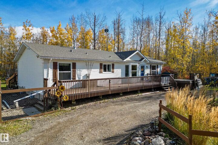 Property Photo:  21539 Twp Rd 503 480  AB T0B 3M2 