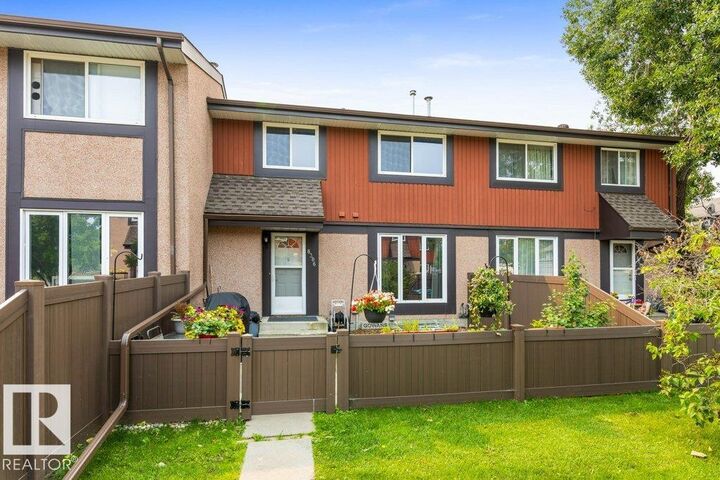 Property Photo:  8306 182 Street NW  AB T5T 1T9 