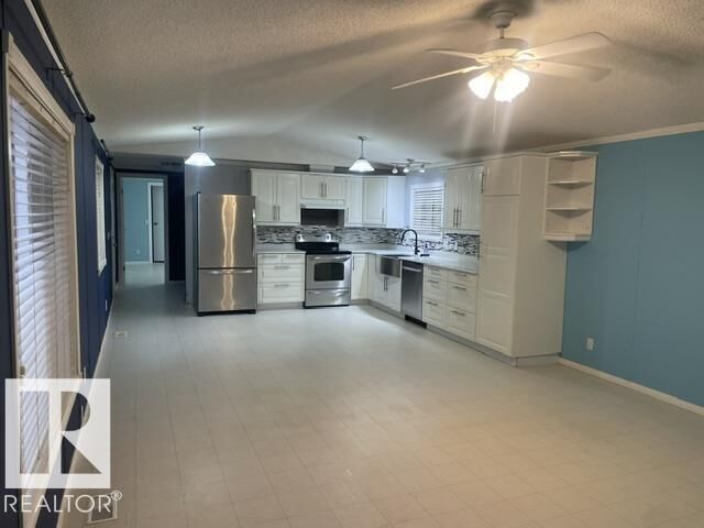 Property Photo:  150 Evergreen Park NW NW  AB T5Y 4M2 