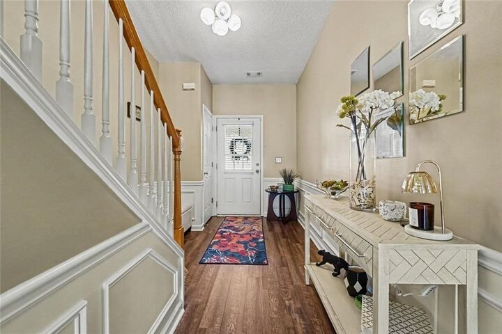 Property Photo:  280 Regent Square  GA 30188 