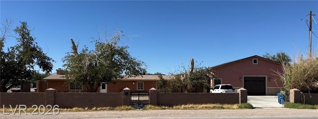 Property Photo:  8461 Fairfield Avenue  NV 89123 