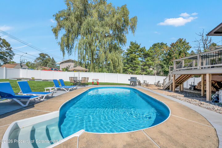 Property Photo: 971 Scott Road PA 18411