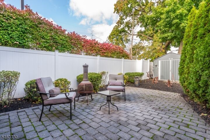 Property Photo:  52 Redman Pl  NJ 07512 