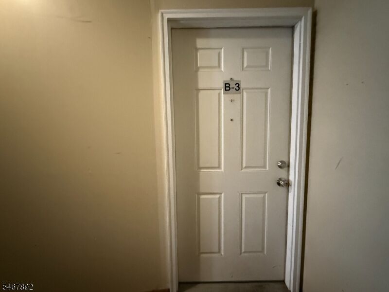 Property Photo: 600 N 6th St NJ 07107