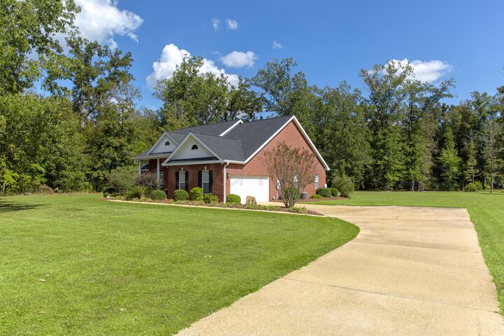 Property Photo: 115 Green Land Road MS 39759