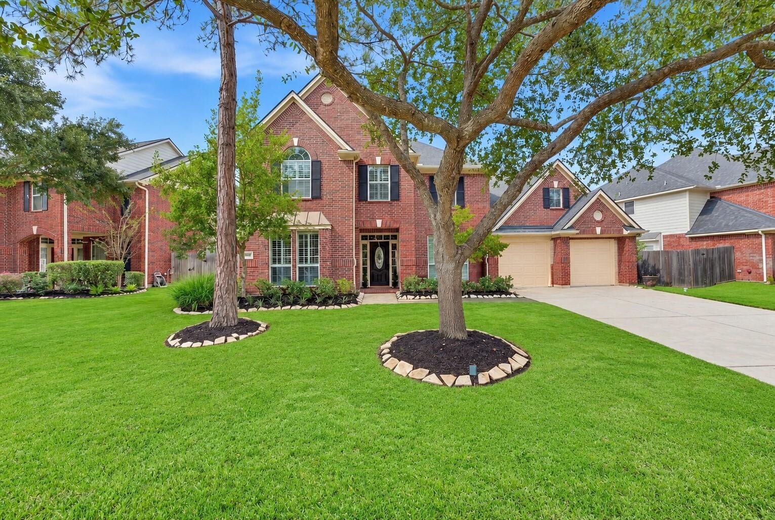 Property Photo: 3414 Brinmont Place Lane TX 77494