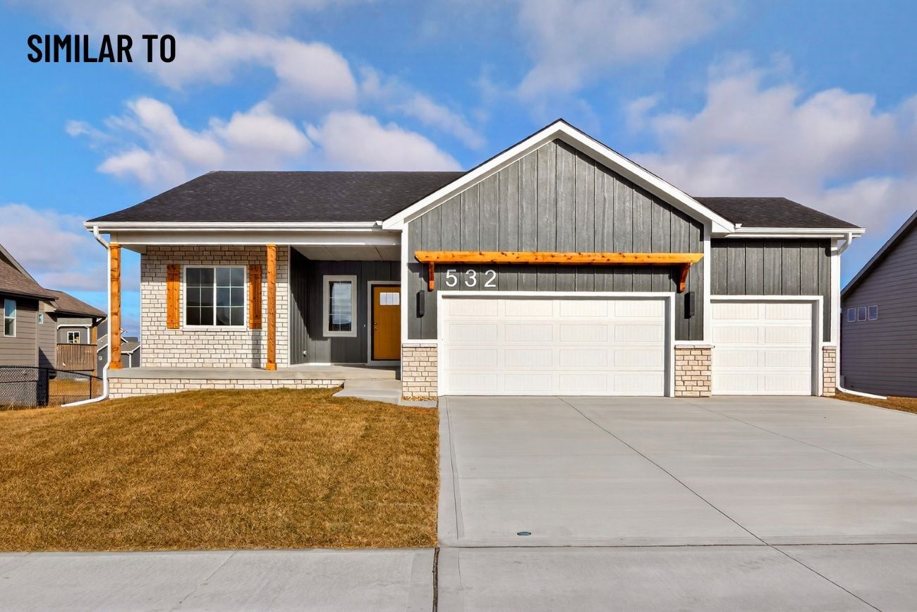 Property Photo: 547 Walnut Drive IA 50124