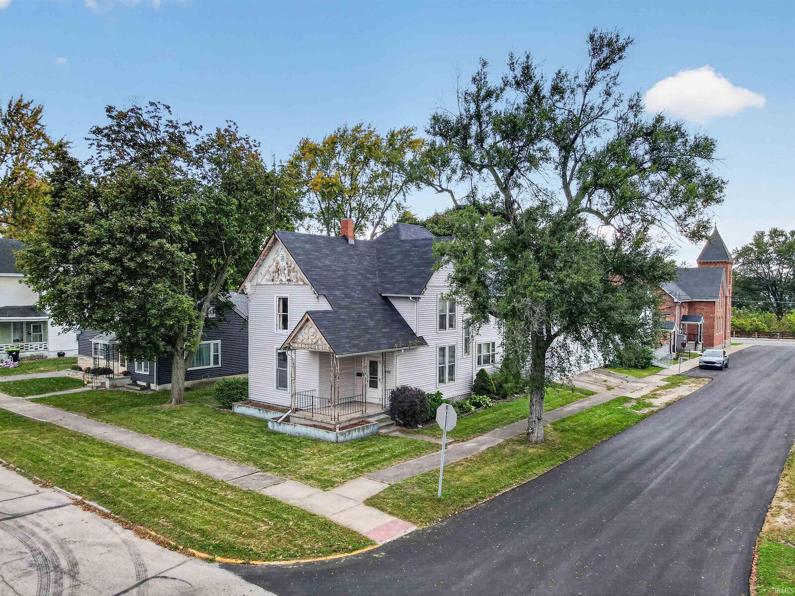 Property Photo: 540 E High Street IN 46750-3420
