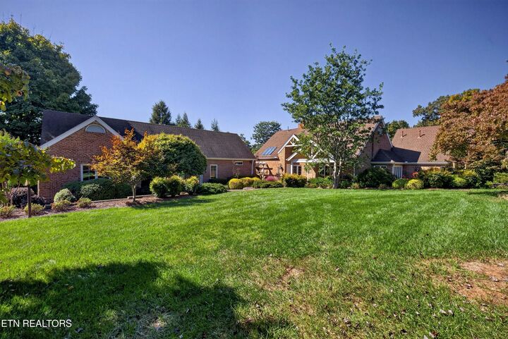 Property Photo: 10110 Loma Drive TN 37922