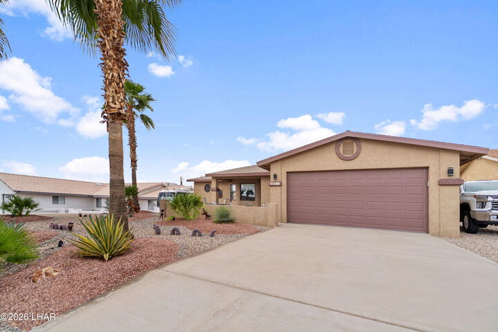 Property Photo: 3837 Whaler Dr AZ 86406