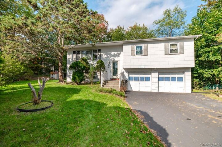 Property Photo: 10 Connecticut Court NY 10989
