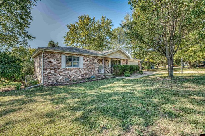 Property Photo:  616 Broadmoor Circle  AR 72653 