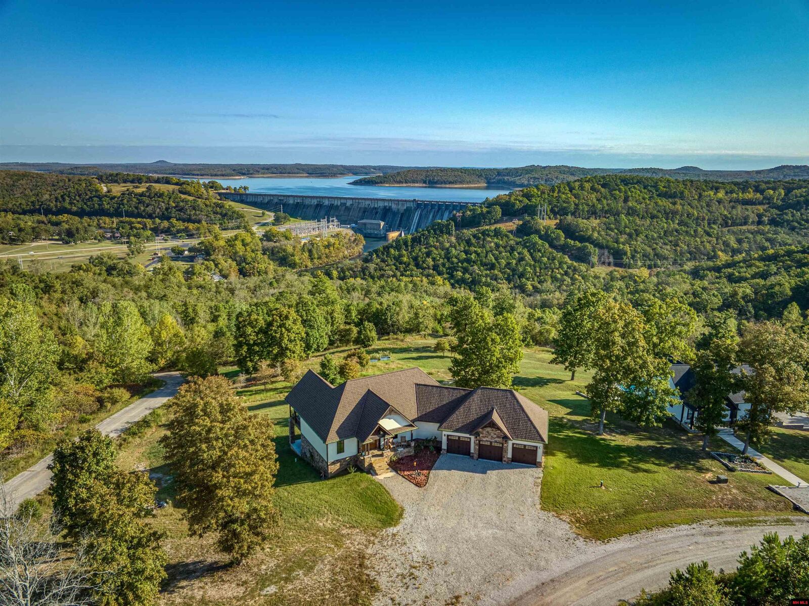 Property Photo:  651 Eagle Roost Road  AR 72519 