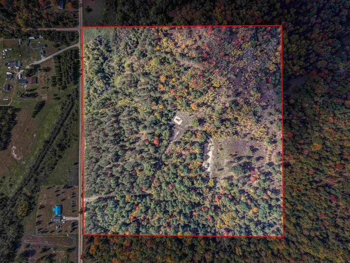 Property Photo:  806 McKimmy Road  MI 48624 