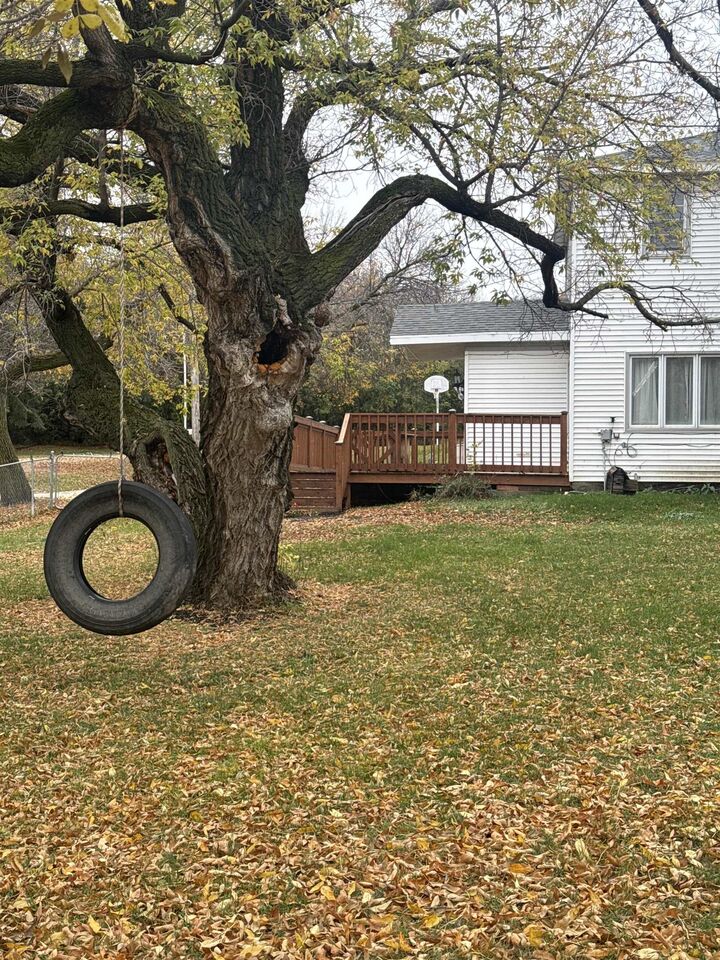 Property Photo:  320 S Wright St.  ND 58734 