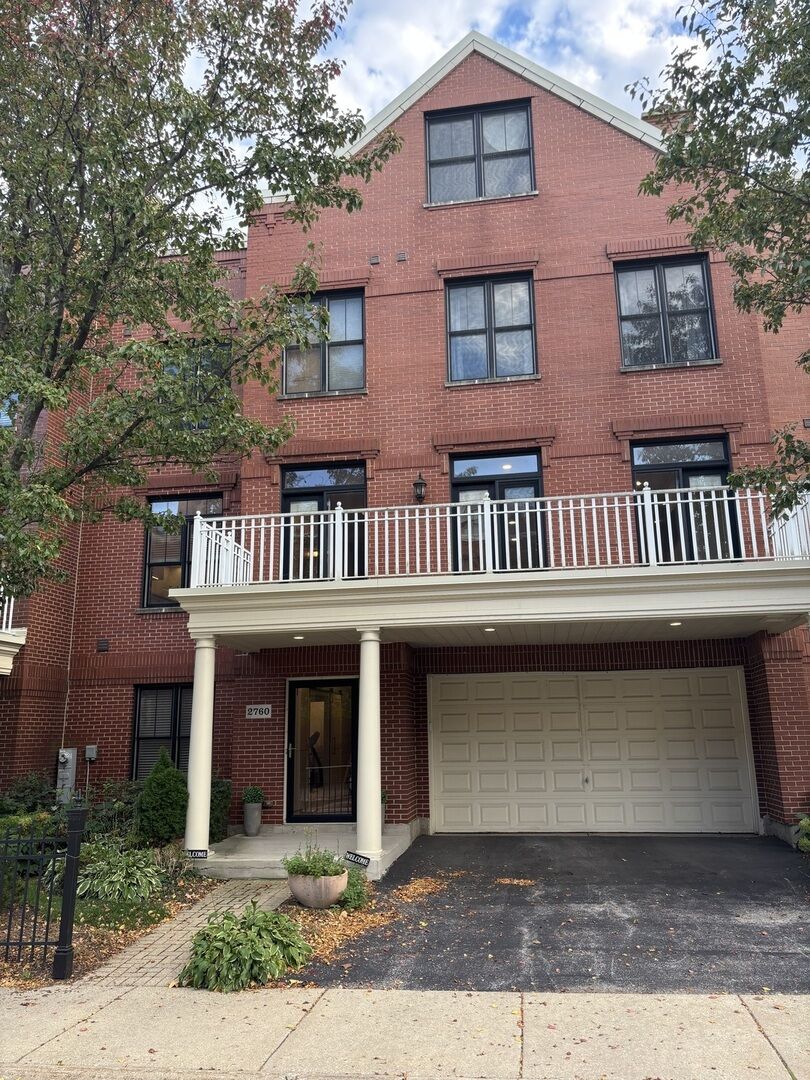 Property Photo: 2760 Valor Drive 9 IL 60026