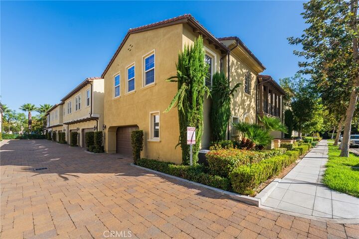 Property Photo:  711 E Valencia  CA 92805 