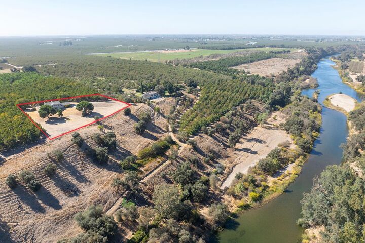 Property Photo: 361 Arlberg Road CA 95323
